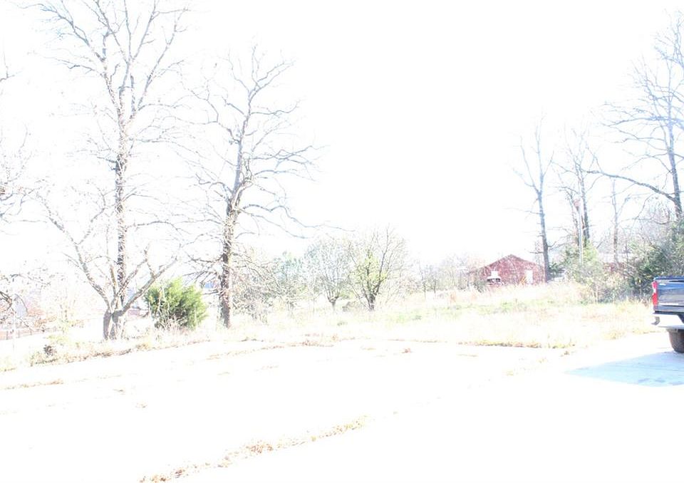2nd image of 1221 Stokenbury Rd