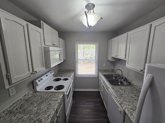 5th image of 4452 Baxter Rd