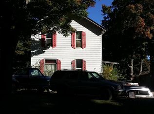 2552 E Montgomery Rd, Hillsdale, MI 49242