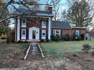 5221 Williard Rd, Oak Ridge, NC 27310