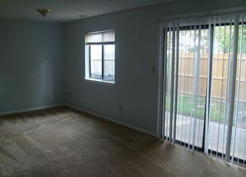 4th image of 752 Alder Cir