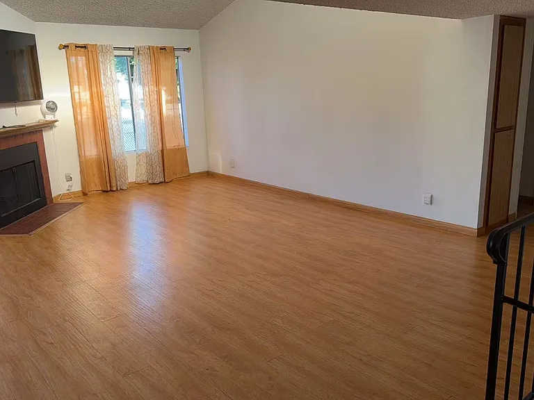 1218 S Cypress Ave #F — Photo 13