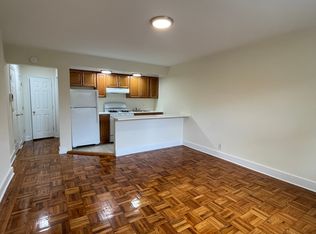 19211 42nd Ave APT 2, Flushing, NY 11358