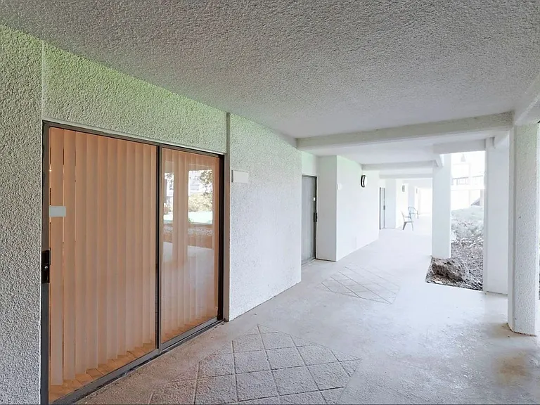 Alta Apartments — Photo 15
