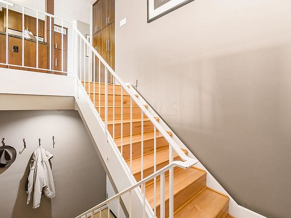 3rd image of 1000 Urlin Ave APT 1810