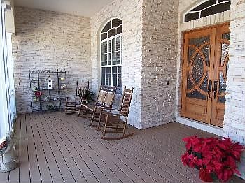 4th image of 8410 Whispering Oak Way
