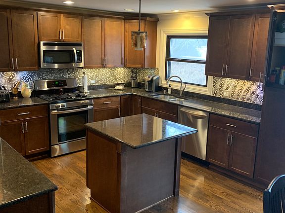 2nd image of 28779 N Harrison Ave