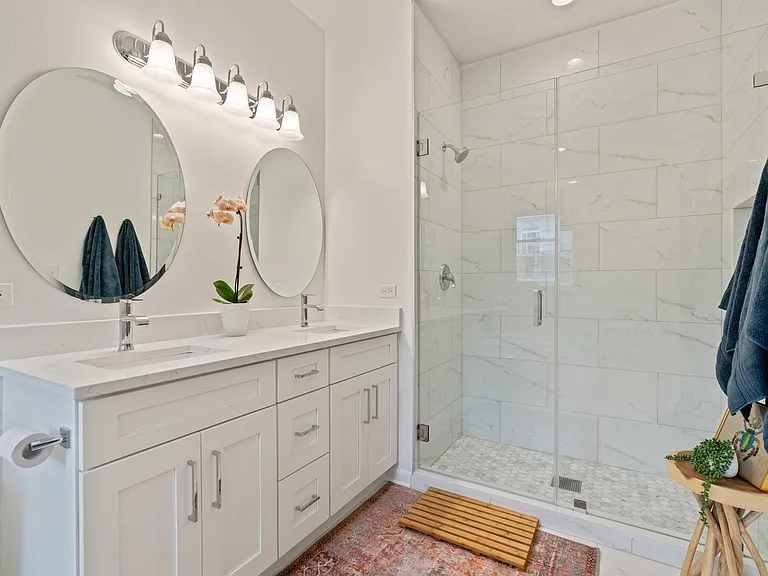 1530 W Fullerton Ave #1 — Photo 11