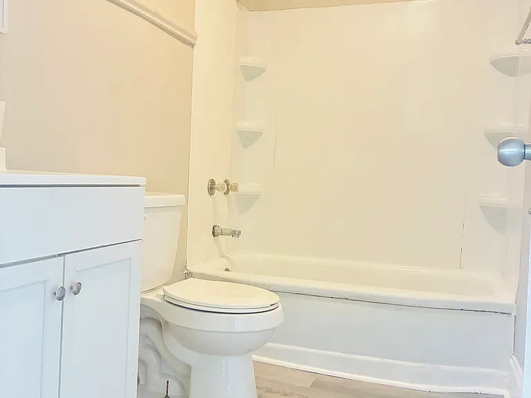 1011 Horton Ave #A — Photo 9
