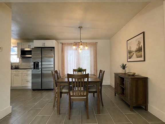 4th image of 2740 W Elizabeth St