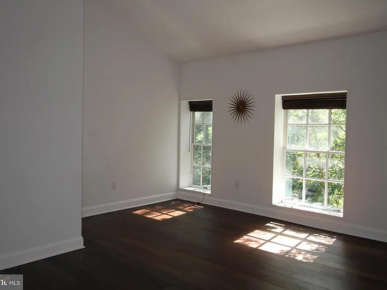 350 S River Rd #G16 — Photo 13