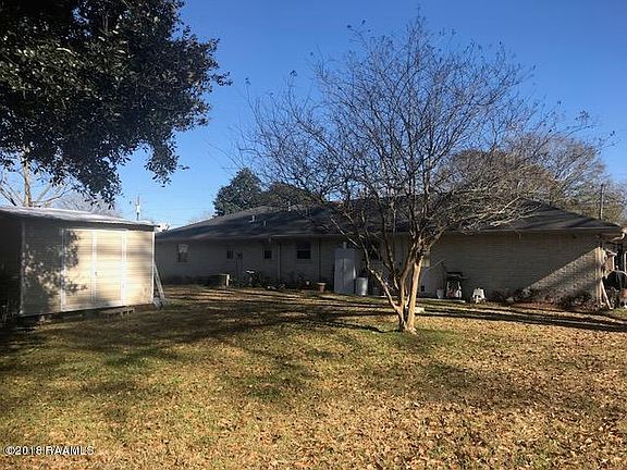 4th image of 307 Thelma Dr