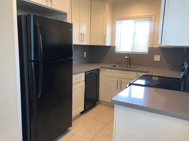 2351 William Dr #3 — Photo 11