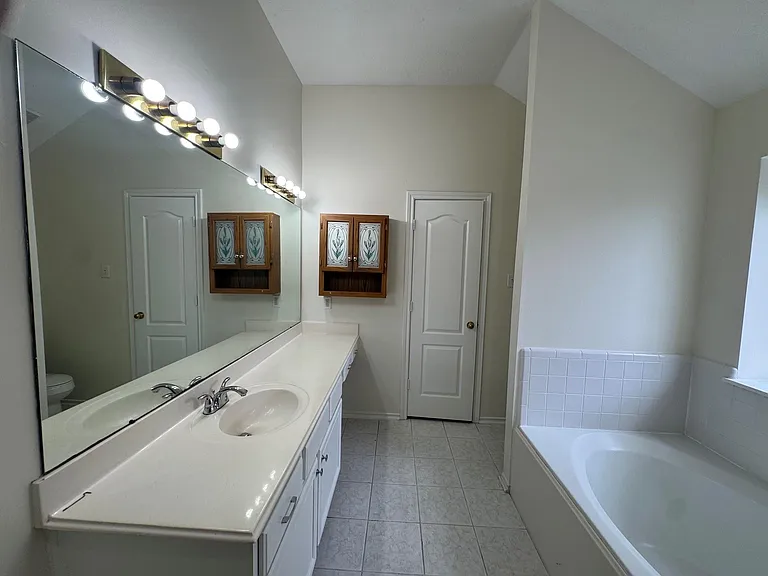 21111 Woodland Green Dr — Photo 21