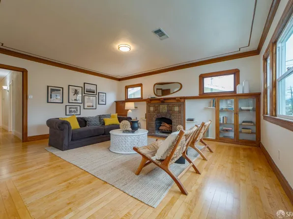 1020 Aileen St, Oakland, CA 94608