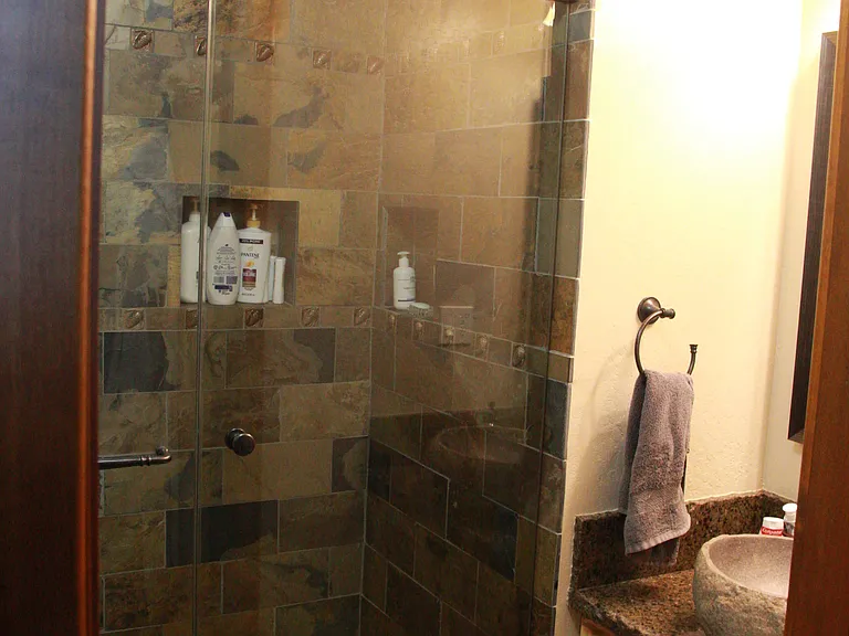 15151 Northwoods Blvd — Photo 10