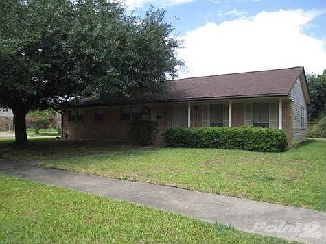 1st image of 2616 Dewberry Ln