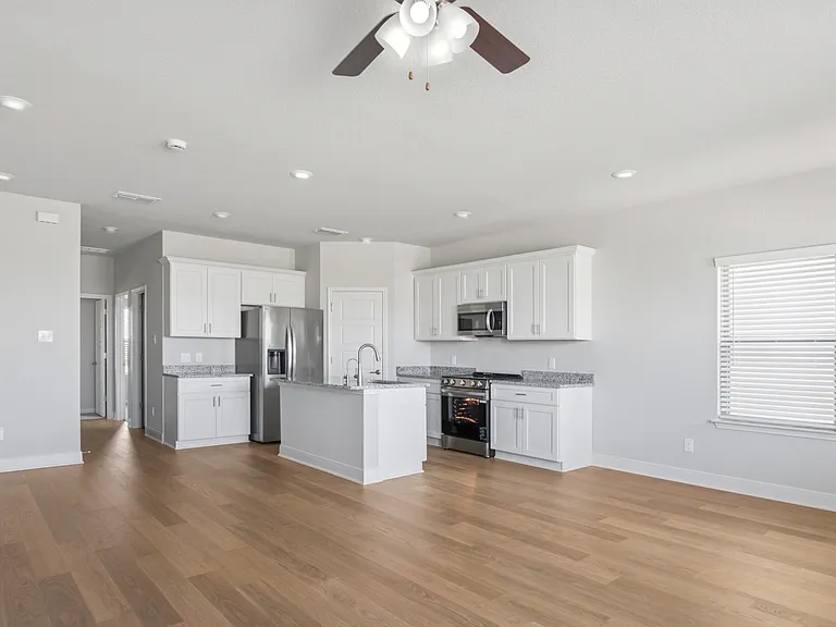 7146 Magnolia Vlg #202 — Photo 15
