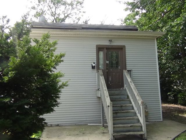 1st image of 4941 W Gladys Ave