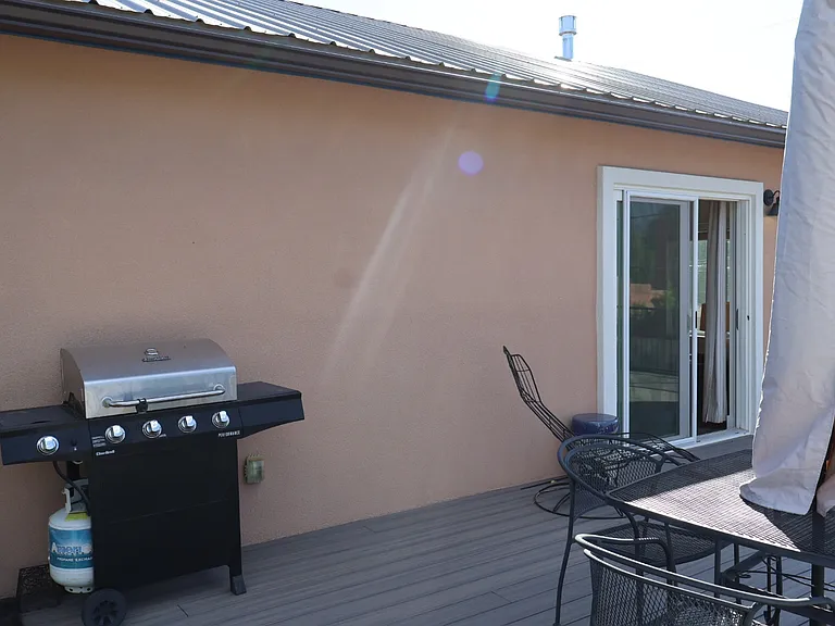 819 D St #2 — Photo 35