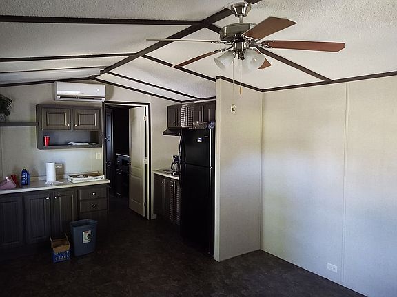 3rd image of 14434 County Road 2141