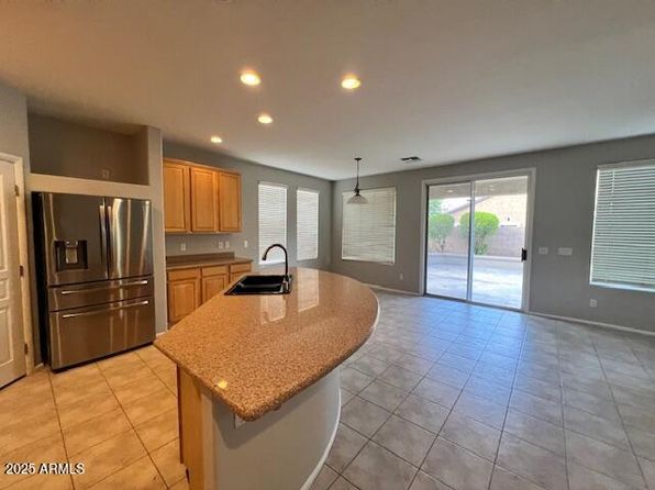 10618 W Lone Cactus Dr