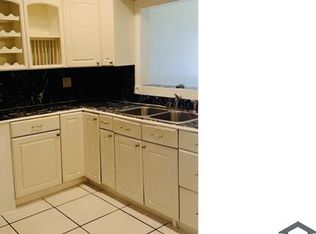 9438 SW 51st St, Fort Lauderdale, FL 33328