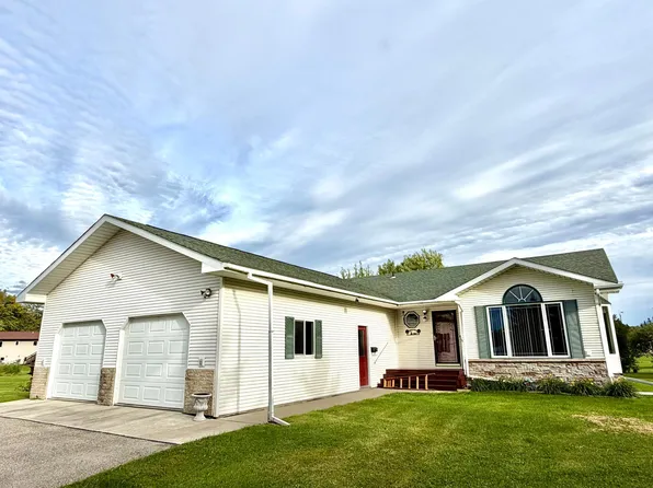 220 4th Ave SW, Baudette, MN 56623