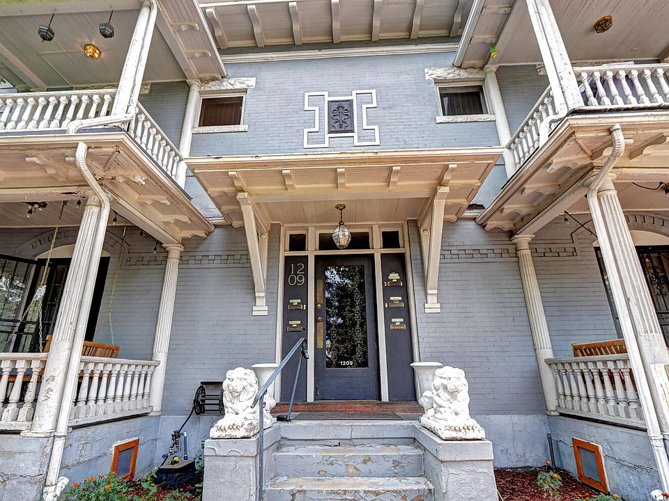 1st image of 1209 N Pearl St #3-1
