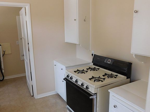 5th image of 4581 Ellenwood Dr