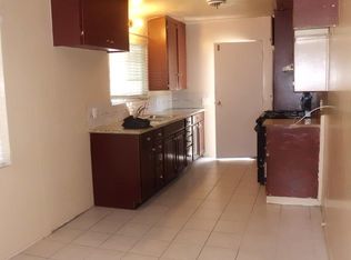 1210 S Douglas St, Santa Ana, CA 92704