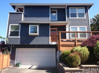 2900 E Pike St, Seattle, WA 98122