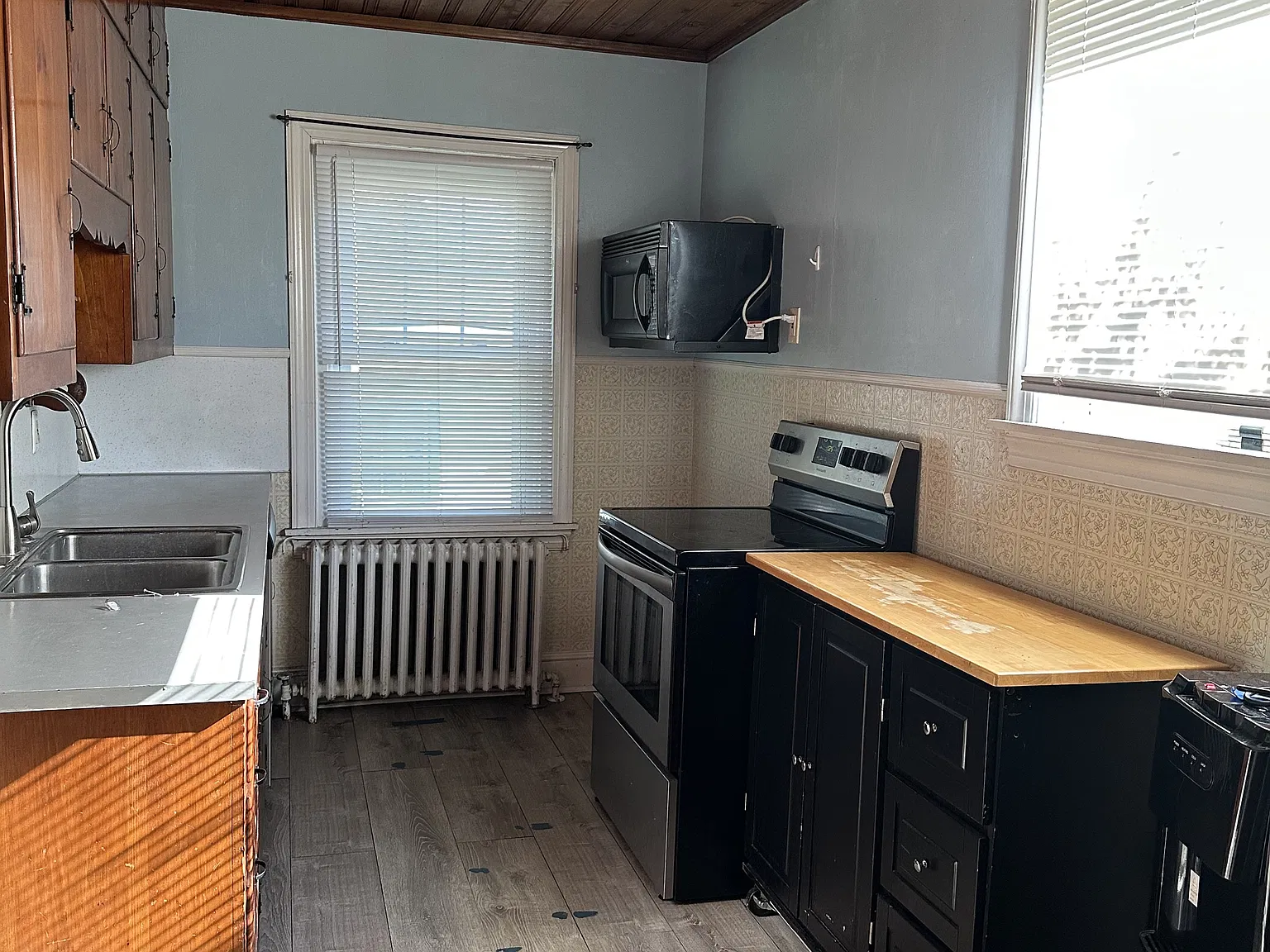 93 Chase Avenue - 1 — Photo 3