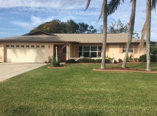2010 Beach Dr, Sebring, FL 33870