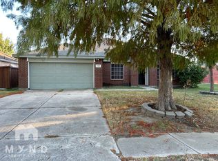 1122 Buckingham Dr, Forney, TX 75126