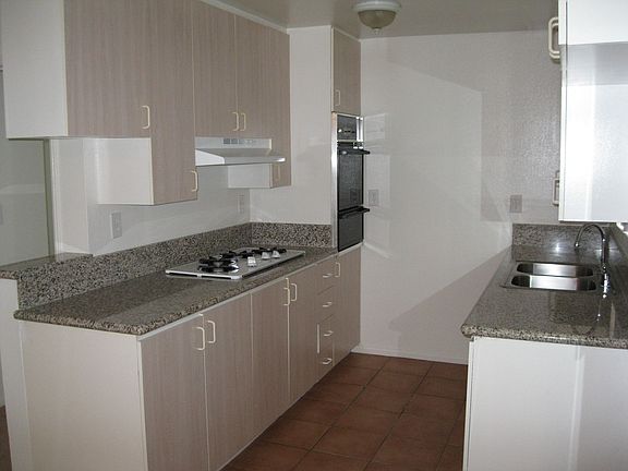 4th image of 5688 Etiwanda Ave APT 302