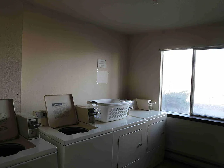 825 Alexander Ct #X1 — Photo 6