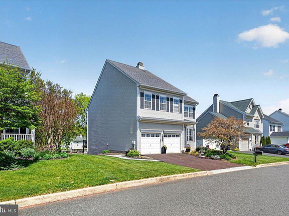 2nd image of 117 Raleigh Rd