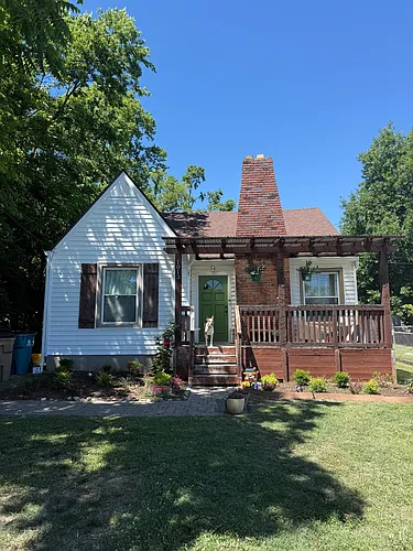 1013 Thomas Ave Photo 1