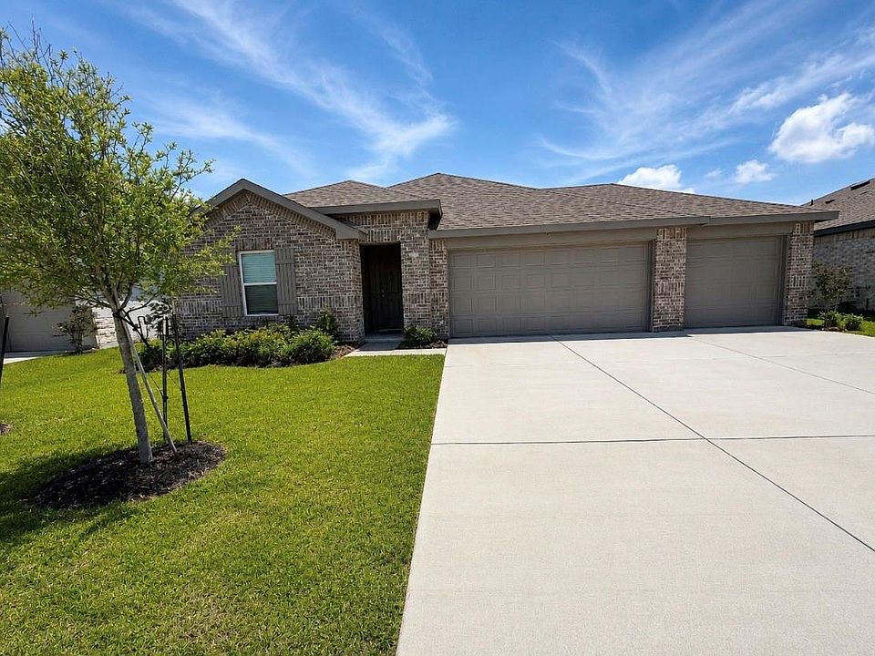 1st image of 813 Brazos Trl