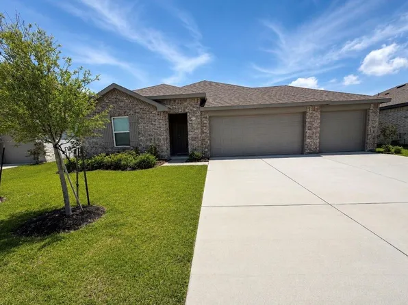 813 Brazos Trl, Dayton, TX 77535