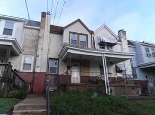 7111 Clover Ln, Upper Darby, PA 19082