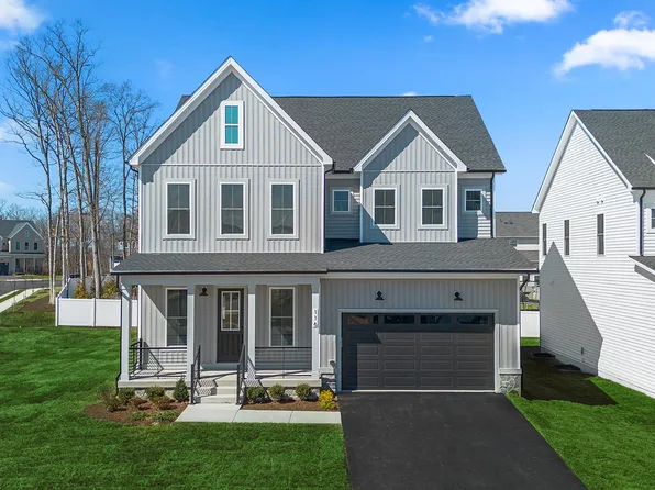 116 Heyford Dr, Stephenson, VA 22656