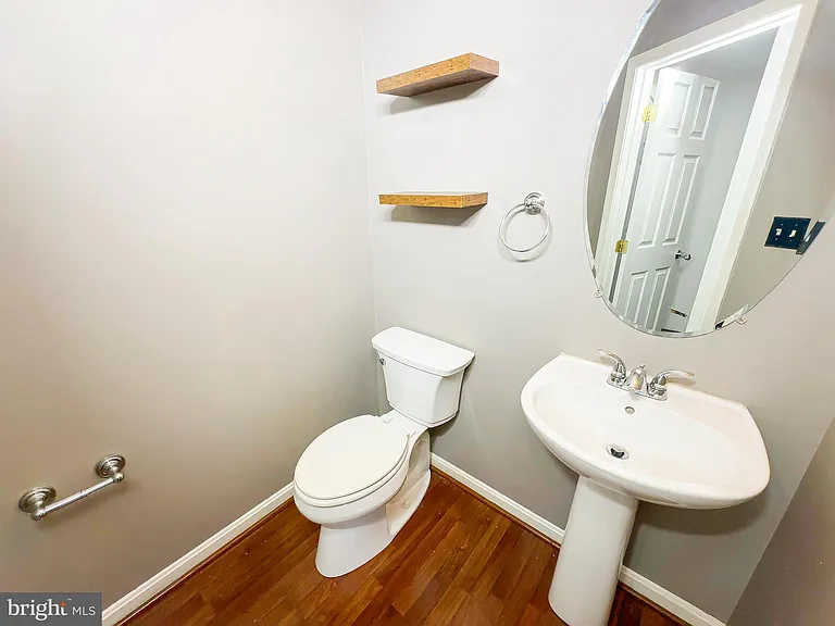 4826 Buxton Cir — Photo 16