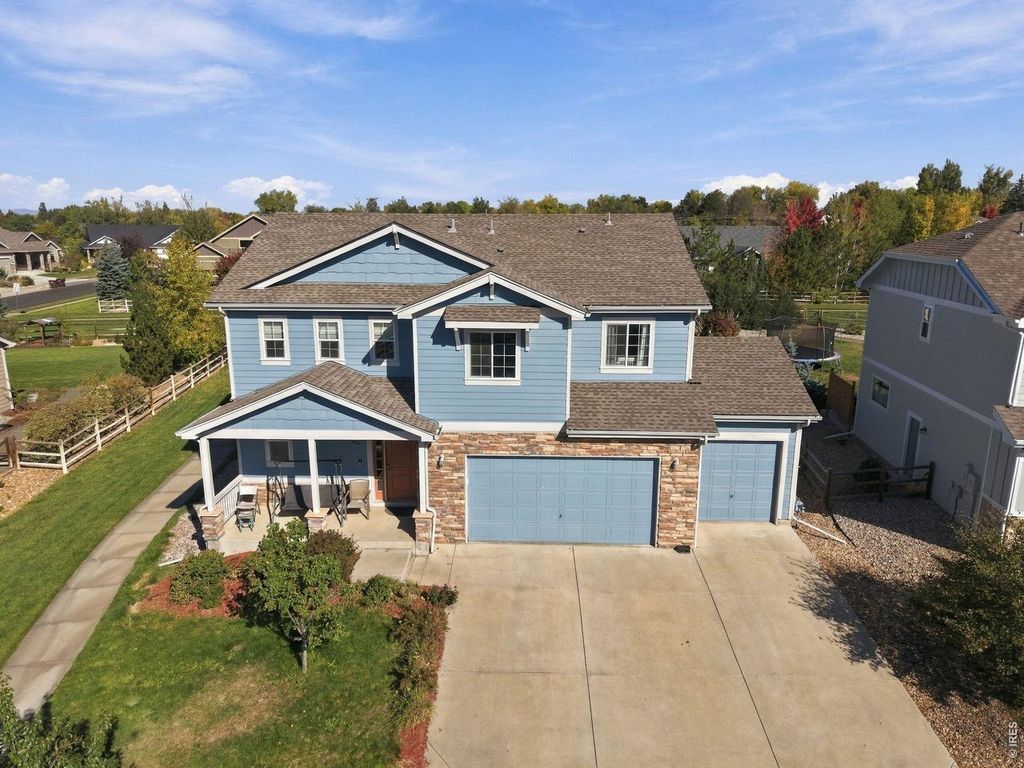 756 Vista Grande Cir