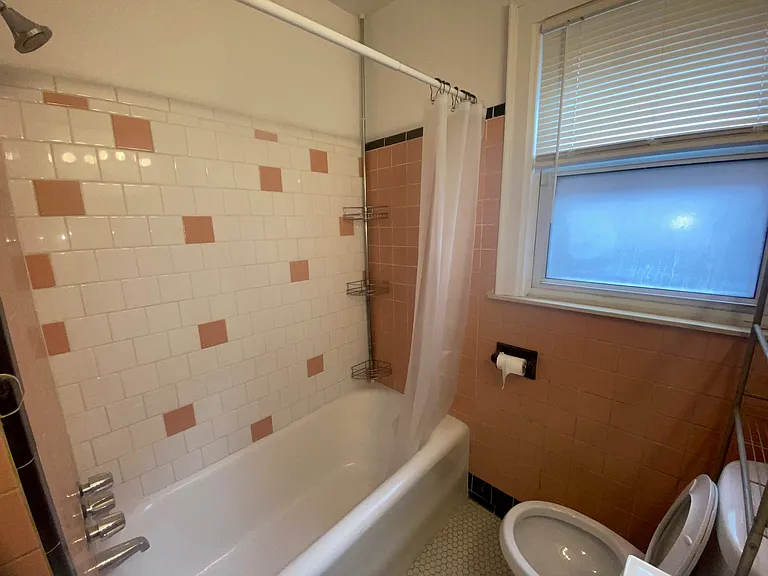 3831 Waverly St — Photo 14