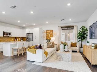 1360 Thunderbolt Ln, Rialto, CA 92376