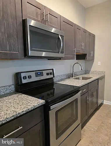 2128 Fleet St #1 - View 3
