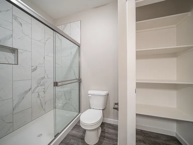 1927 Jennie Lee Dr #104 — Photo 20