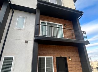 37 E Vantage Dr, North Salt Lake, UT 84054